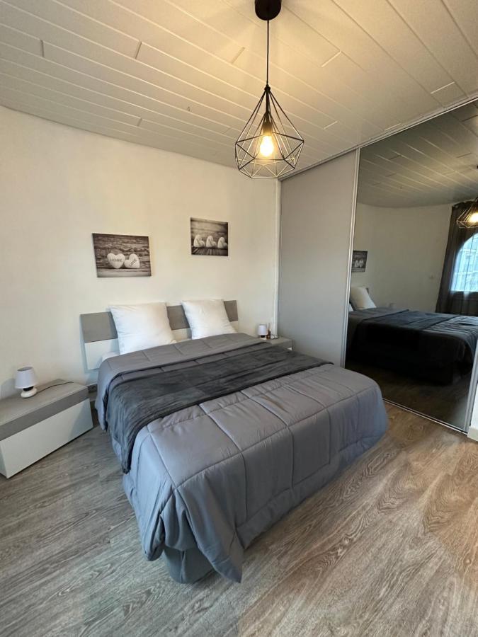 Maison De Vacances Avec Amarre 엠푸리아브라바 외부 사진
